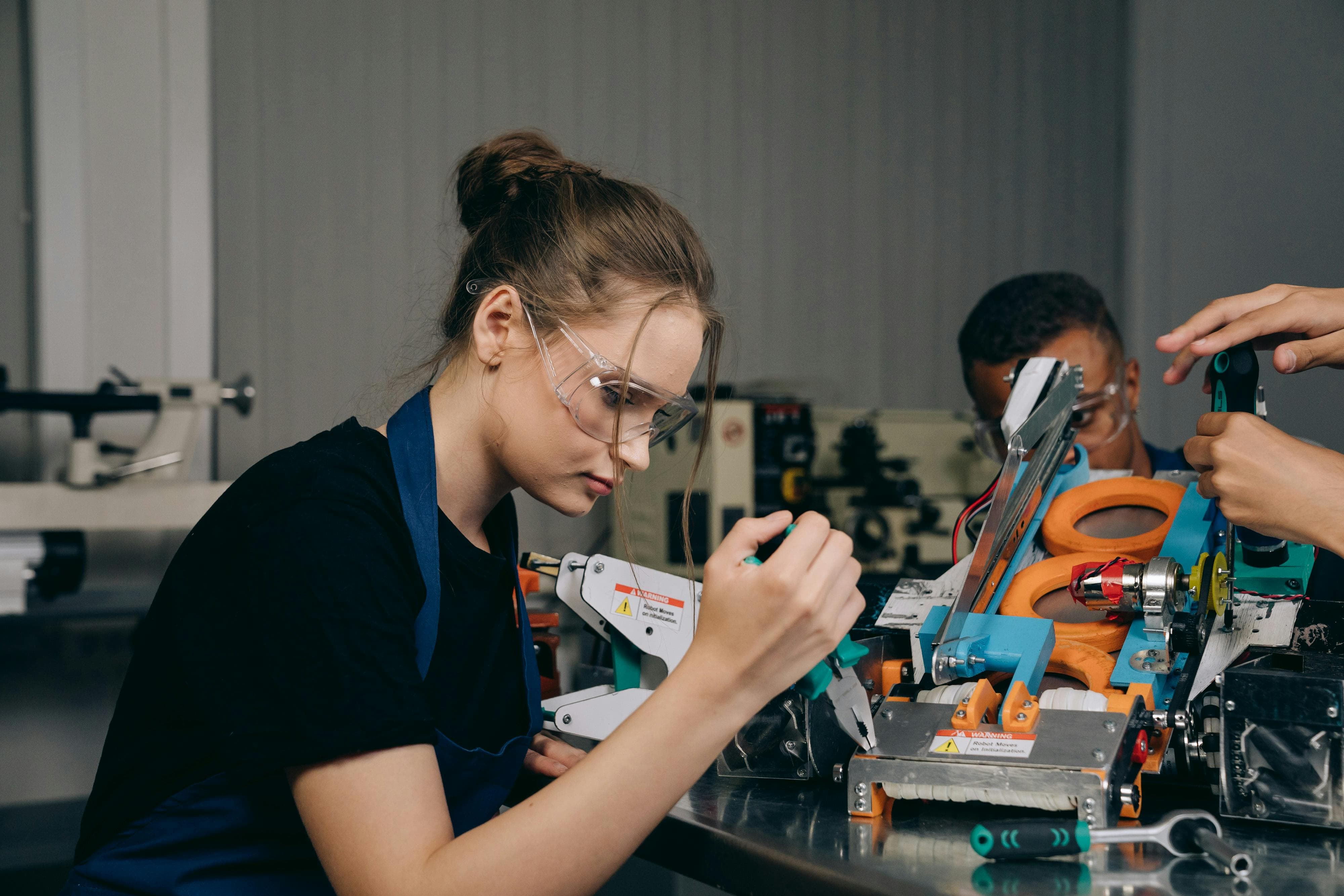 Día de la Mujer IEEE: Reconocimiento al liderazgo femenino